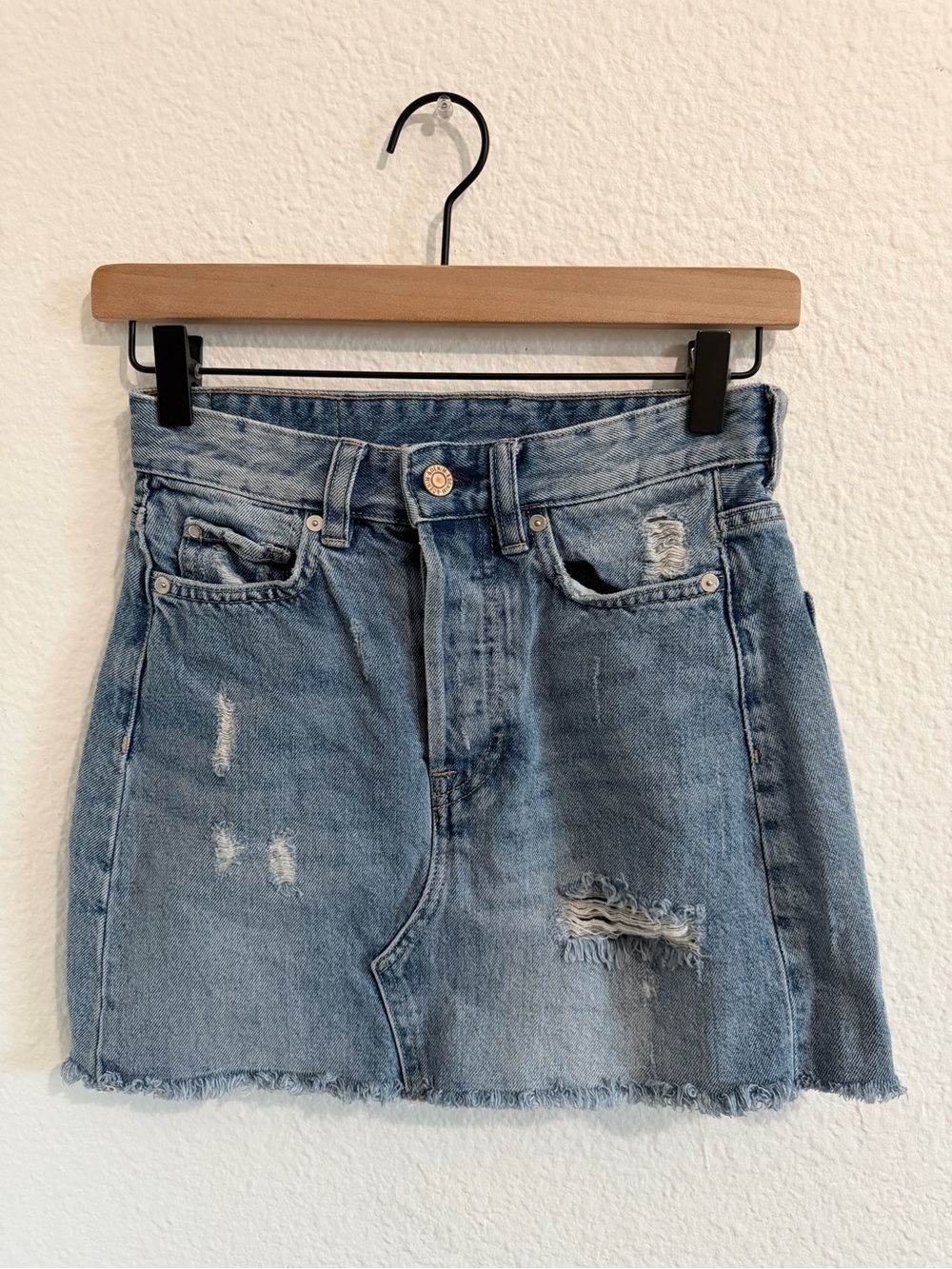 h&m denim distressed high-waist skirt